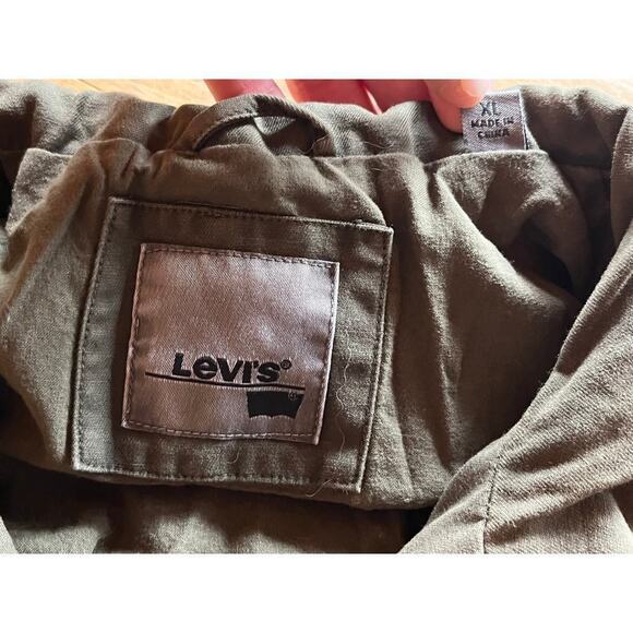 Levi's Women's Army Green Army/Field Jacket coat. Heavy. Lines. Pockets. XL - Picture 3 of 10